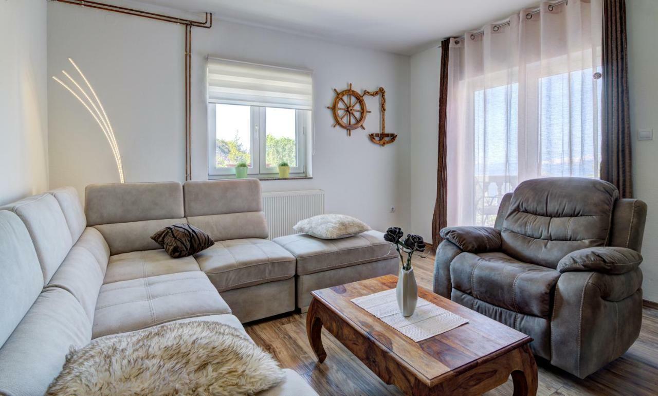 Apartment Senia Senj  Buitenkant foto