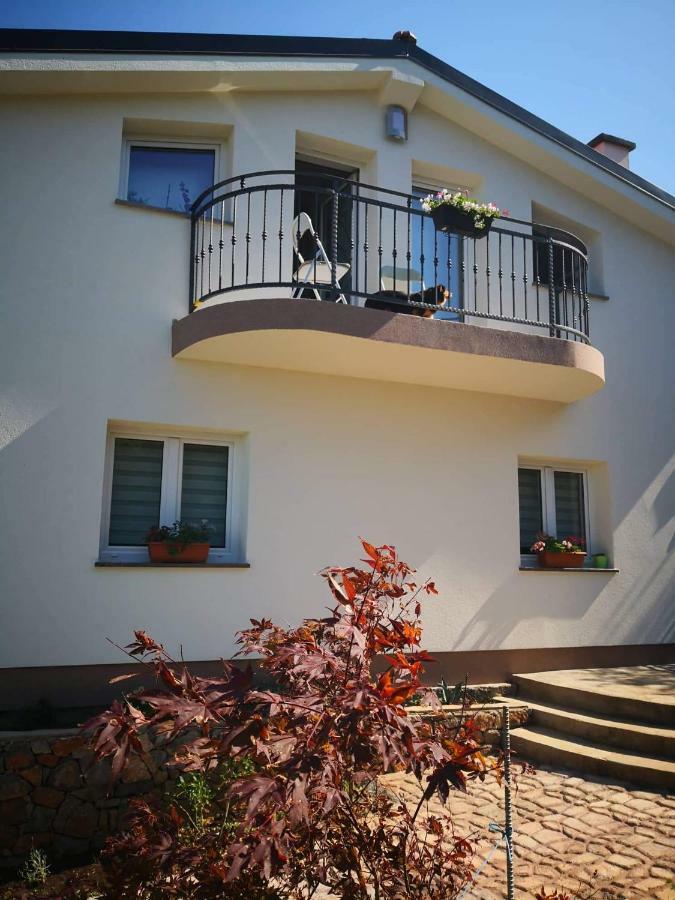 Apartment Senia Senj  Buitenkant foto